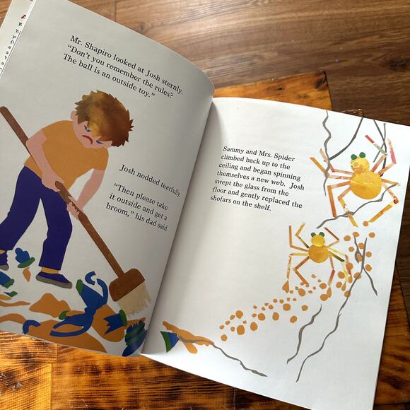 PJ Library Sammy Spider's First Yom Kippur Jewish Paperback Book - Picture 7 of 11